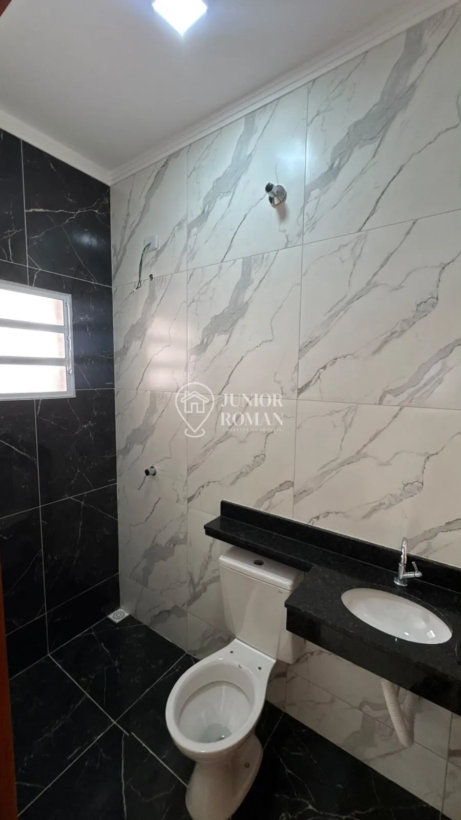 Imagem CASA NOVA COM PISCINA À VENDA EM ITANHAÉM - BAIRRO LARANJEIRAS