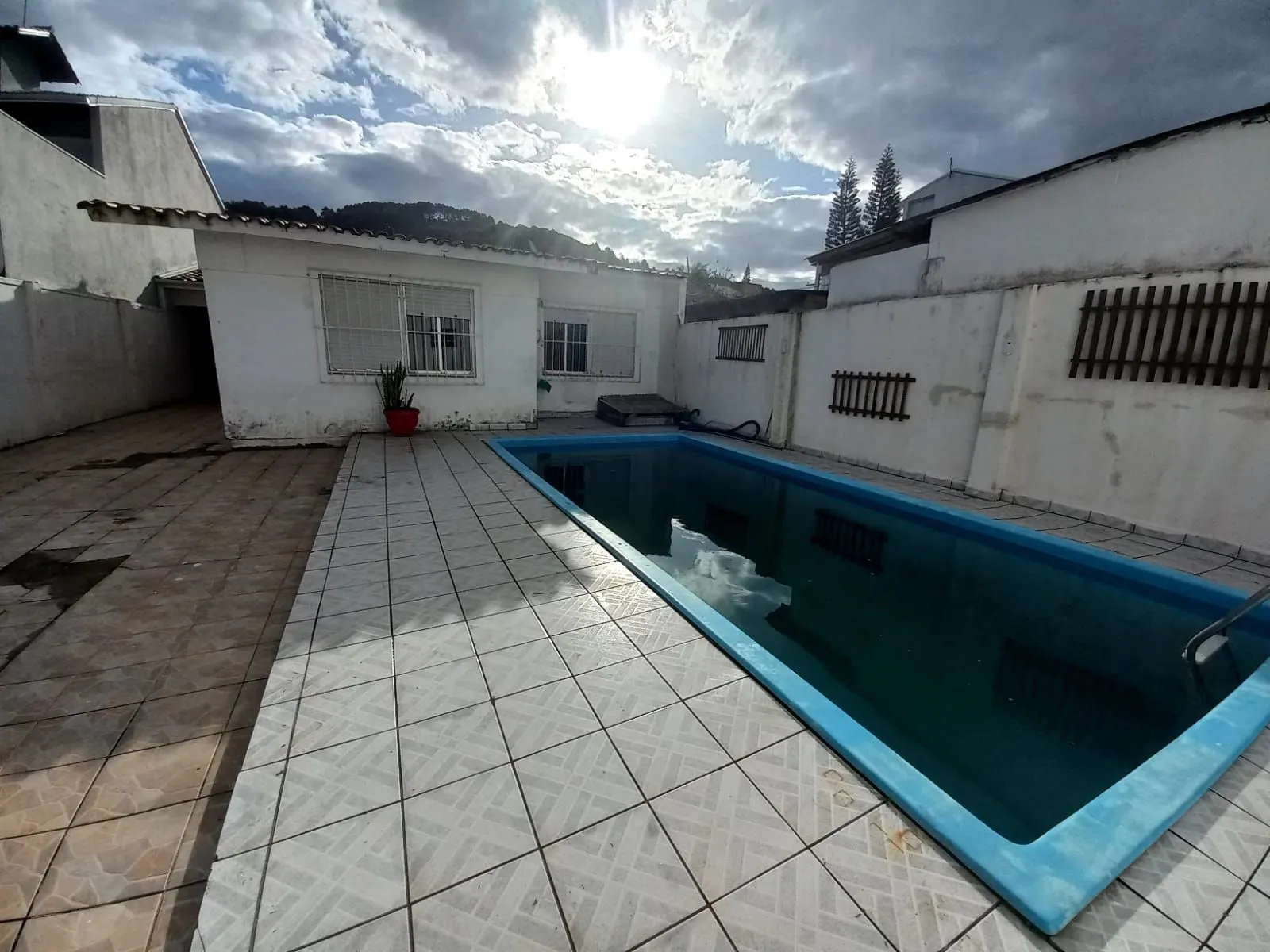 Imagem Casa no bairro Aberta dos Morros - 3 dormitórios