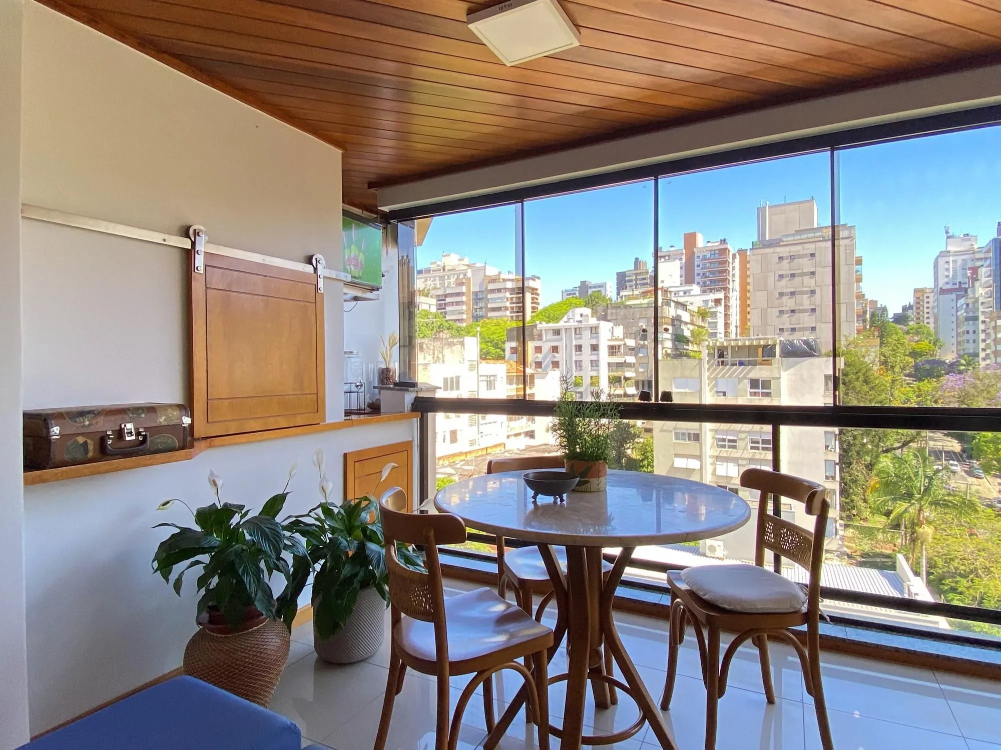 Imagem Apartamento 3 dormitório, 2 vagas e depósito a poucos metros do Parcão