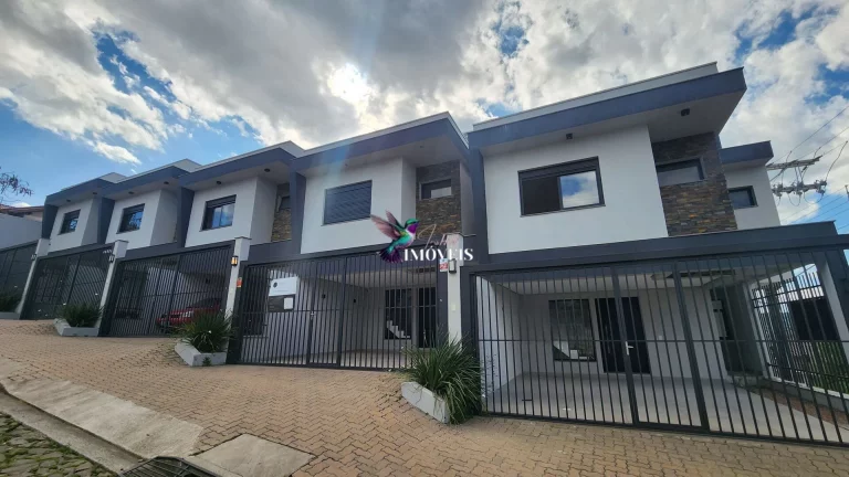 Casa à venda no bairro Petrópolis - Novo Hamburgo/RS