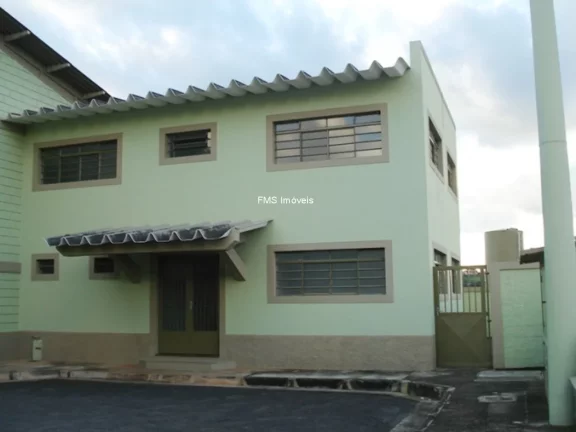 Imagem Galpão com 1130m2 em Atibaia.