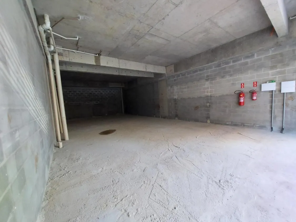 Imagem SALA COMERCIAL NO PORTAL DE VINHEDO - PINHEIRINHO