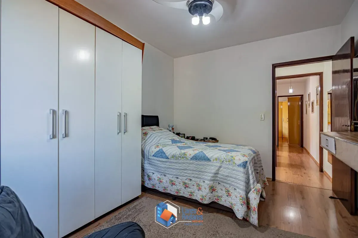 Imagem Sobrado para venda em Parque São Domingos com 3 quartos, 148m²