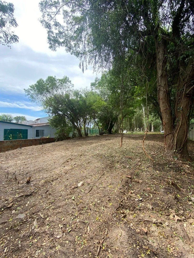 Imagem Terreno à venda - 2.490m² - Bairro Espírito Santo, Porto Alegre