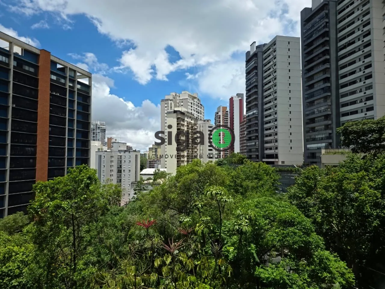 Imagem Apartamento com 3 quartos a Venda - Panamby -190m² - 4 vagas