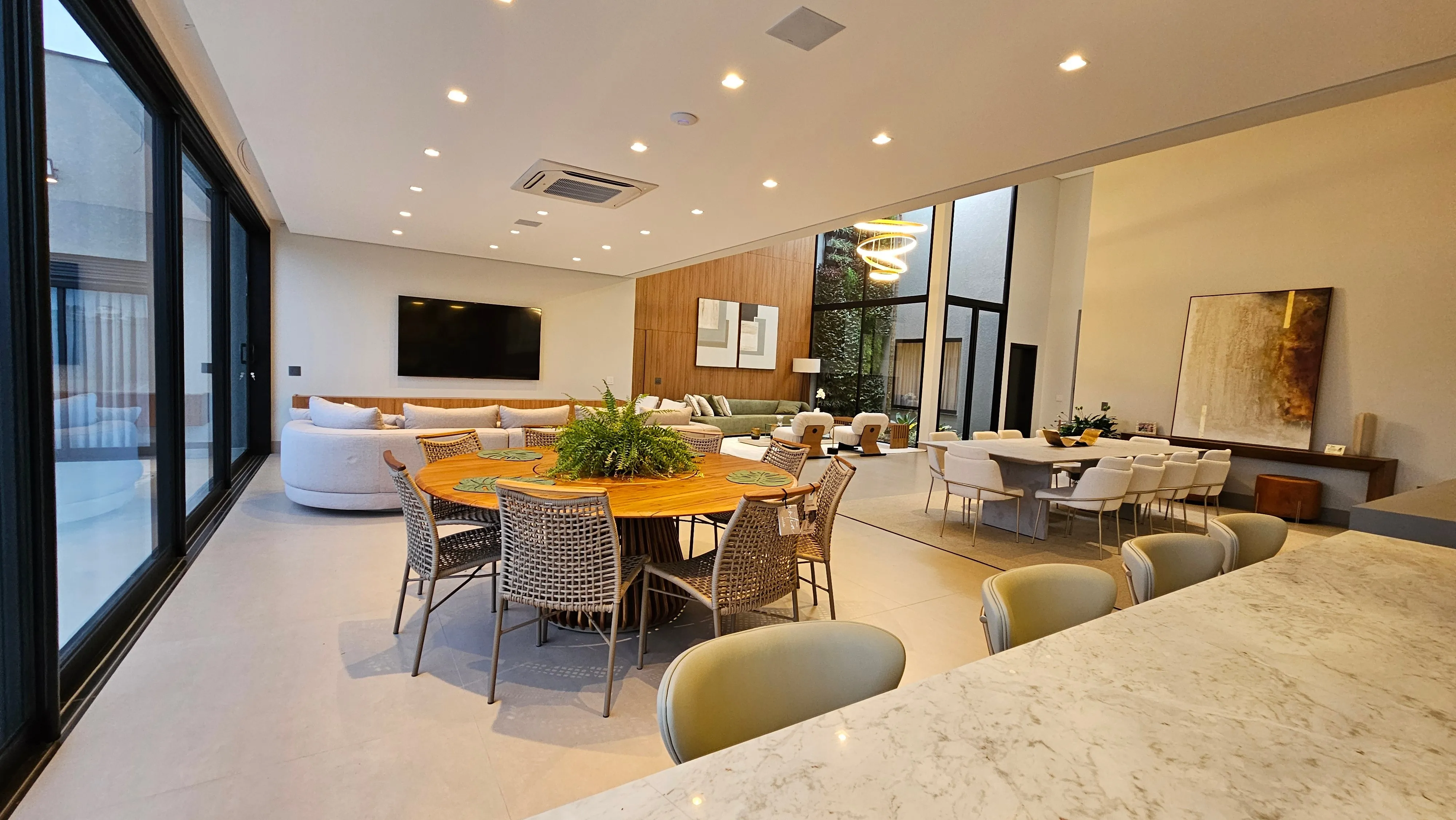 Imagem Linda Casa Térrea no Condomínio Saint Patrick com 440,29m².