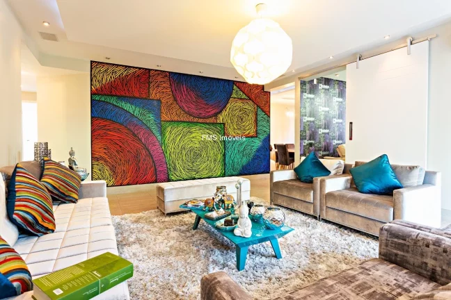 Imagem Apartamento para locação em Moema, com 2 suítes, 3 vagas de garagem.