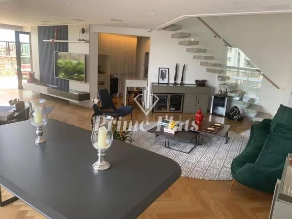 Imagem Flat disponível para venda no The Sutton House, com 210m², 3 dormitórios e 2 vagas de garagem