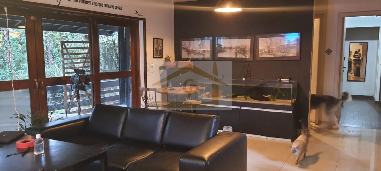 Imagem Terreno com 1500 metros, imóvel Térreo com 181 m2, 3 quartos!
