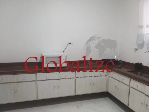 Imagem Casa à venda com 200m², 4 quartos, sala 3 ambientes, 3 vagas por R$1.280.000,00 no Boqueirão em Santos