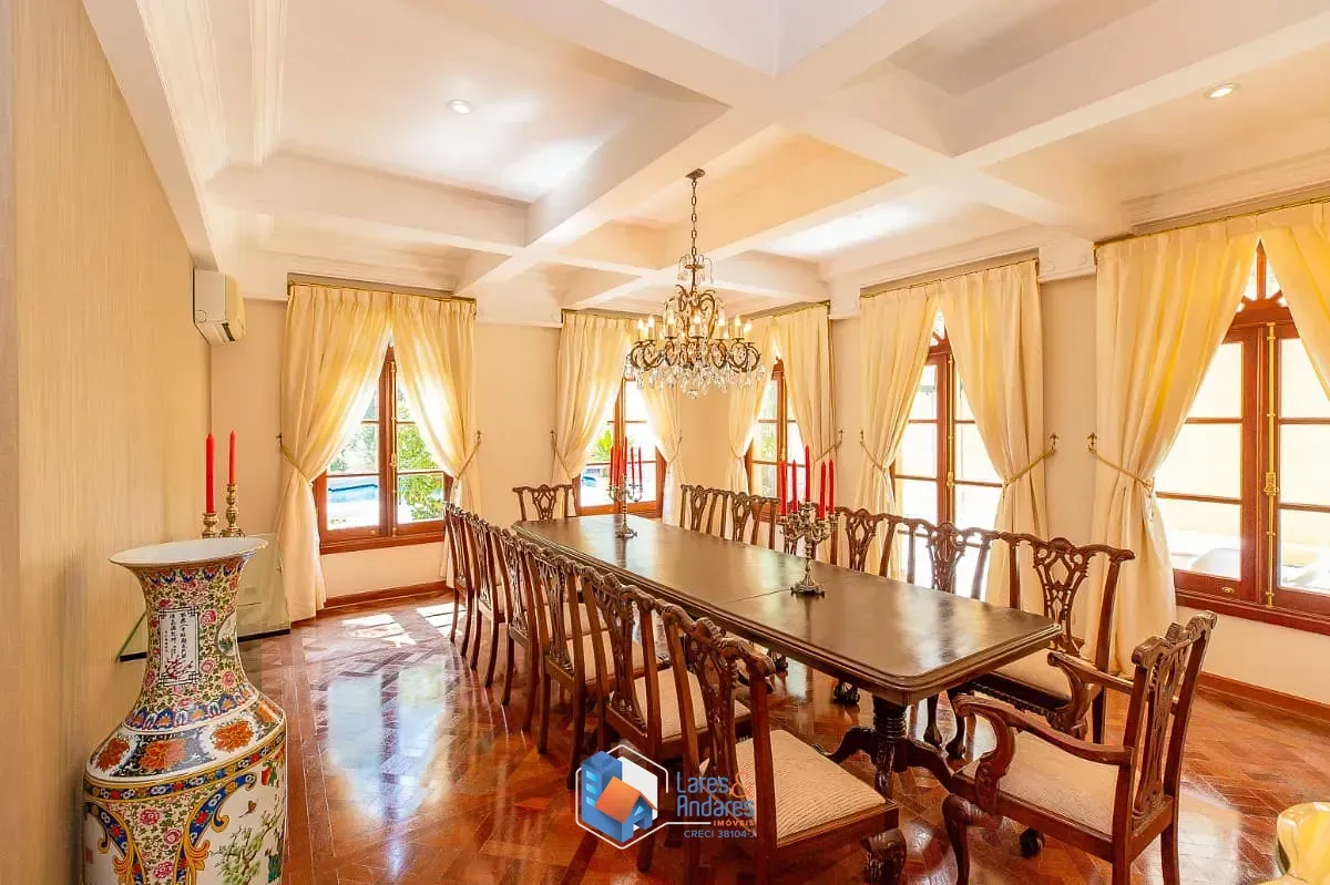Imagem Casa de vila para venda em Jardim Morumbi com 4 quartos, sendo 4 suítes, 869m²