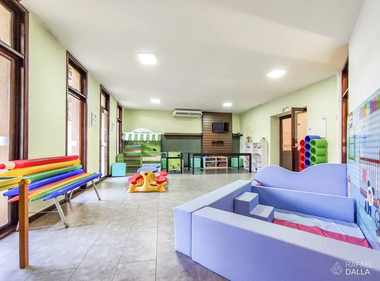 Imagem Lote com 633m² - de esquina