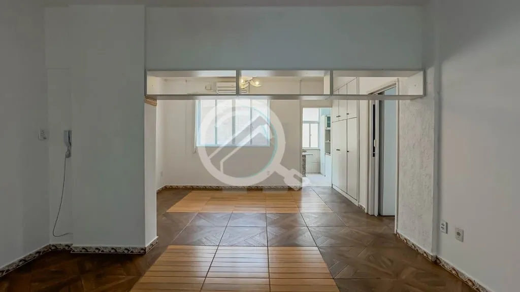 Imagem Ótima oportunidade na Cidade Baixa! Apartamento de 3 dormitórios, sendo 2 suítes, desocupado, hal...