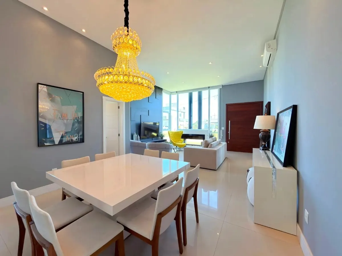 Imagem CASA EM CONDOMÍNIO À VENDA