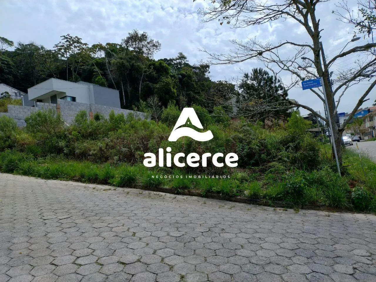 Imagem Terrenos planos, prontos pra construir em Forquilhas - São José - SC