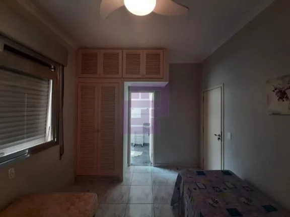Imagem Pitangueiras, 50 mts do mar ! Próximo ao restaurante Avelinos.