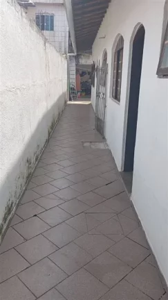 Imagem Casa a 200m da Praia na Vila Caiçara! 2 Dormitórios e Churrasqueira!