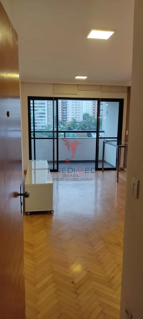 Imagem Alugo ou vendo no Morumbi apartamento com Duas Suites
