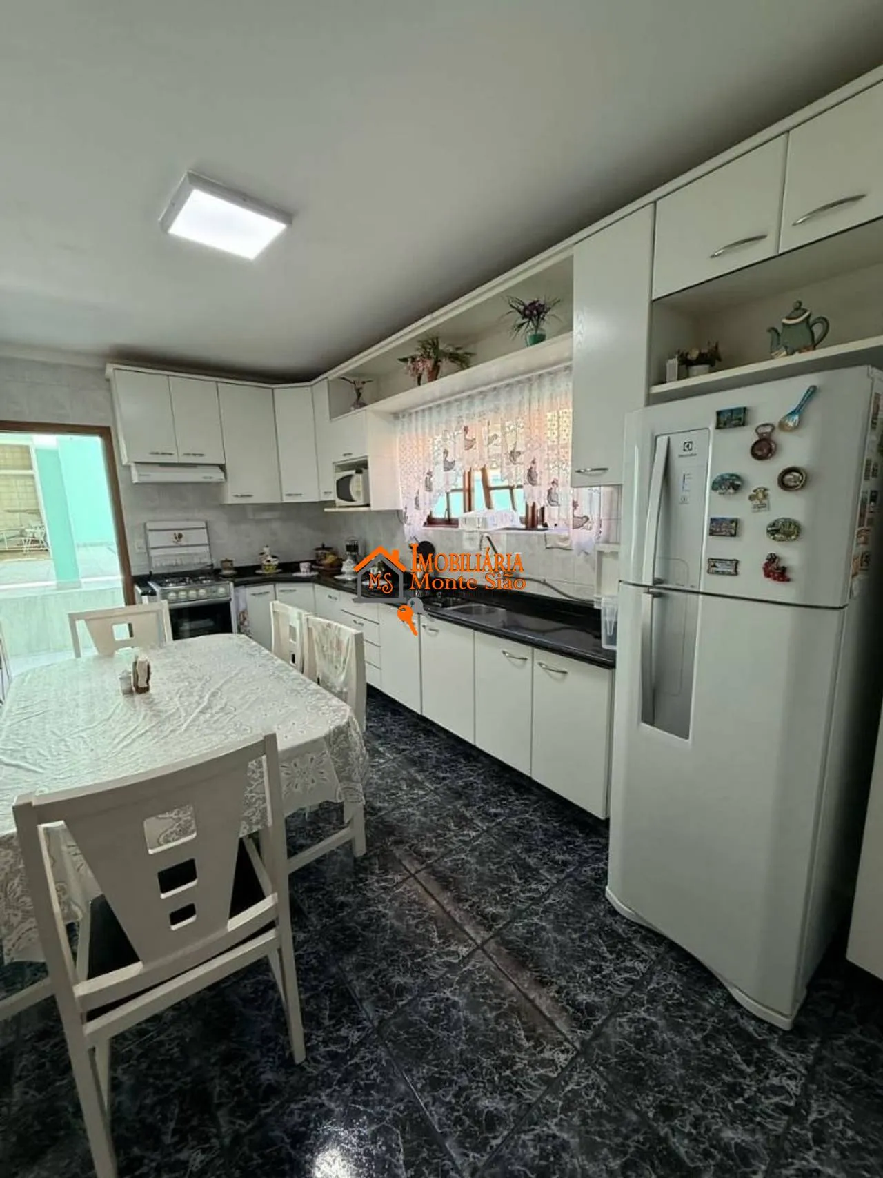 Imagem Sobrado com 3 dormitórios à venda, 164 m² por R$ 760.000,00 - Vila Rosália - Guarulhos/SP