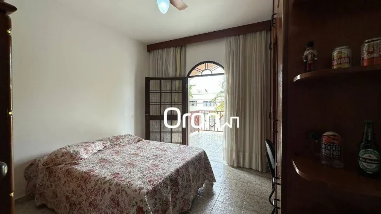 Imagem Sobrado à venda, 414 m² por R$ 1.350.000,00 - Setor Leste Vila Nova - Goiânia/GO