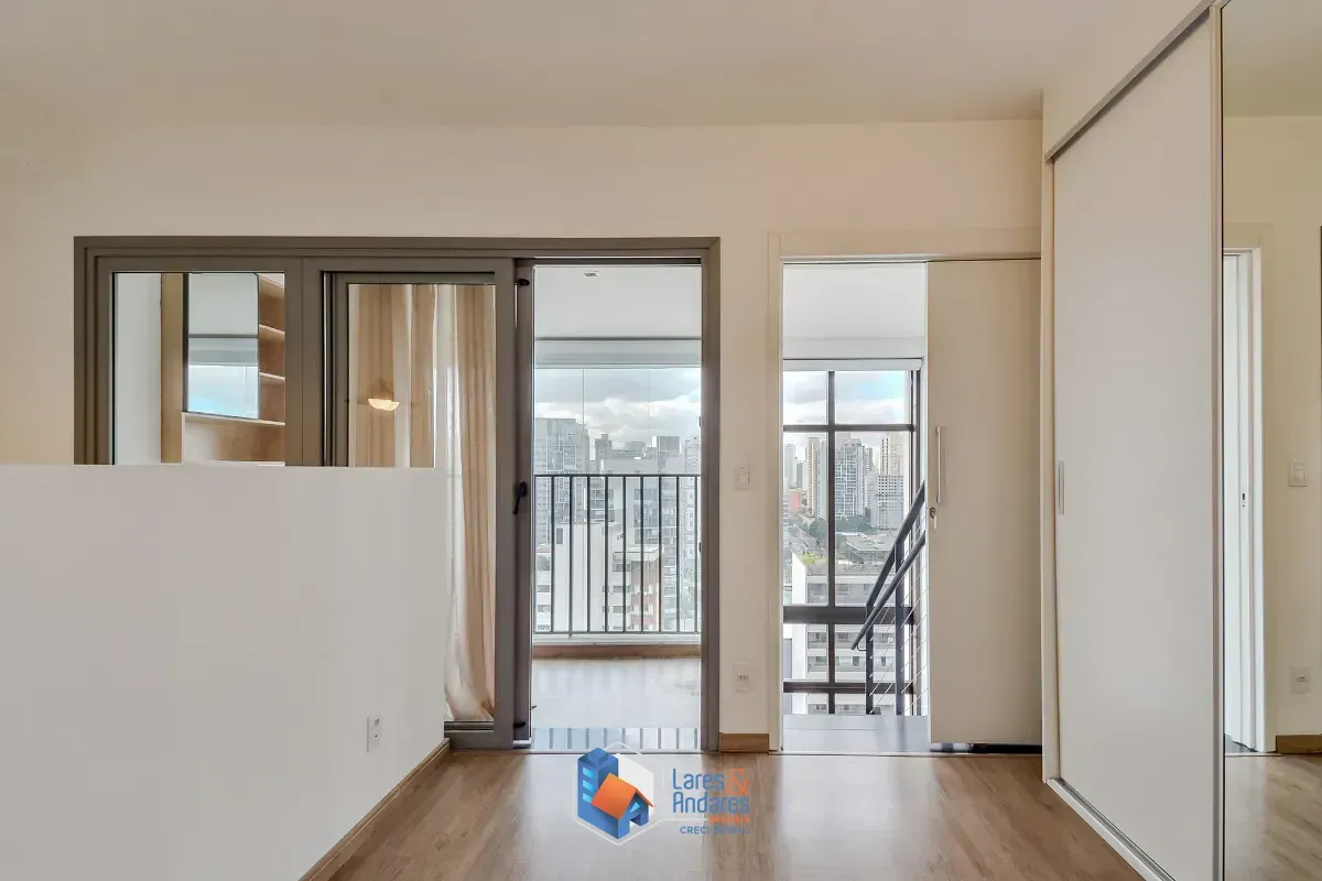 Imagem Duplex para venda em Jardim das Acácias com 1 quarto, sendo 1 suíte, 57m²