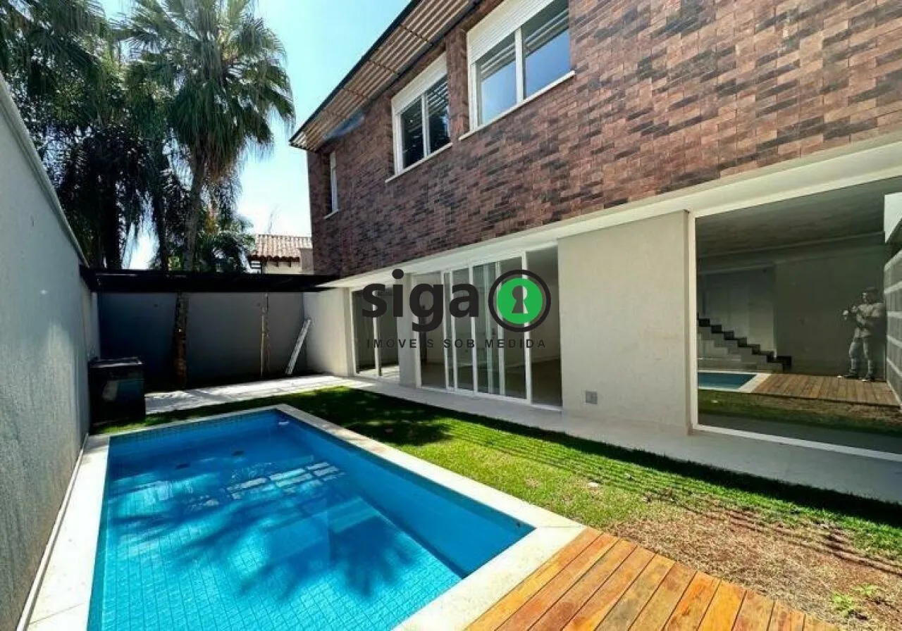 Imagem Casa em Condomínio Fechado à venda no Alto da Boa Vista com 3 Suítes e 3 Vagas - São Paulo