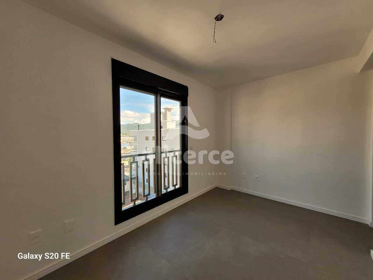 Imagem Apartamento à venda com 03 dormitórios e 01 suíte,no Jardim Eldorado - Palhoça.
