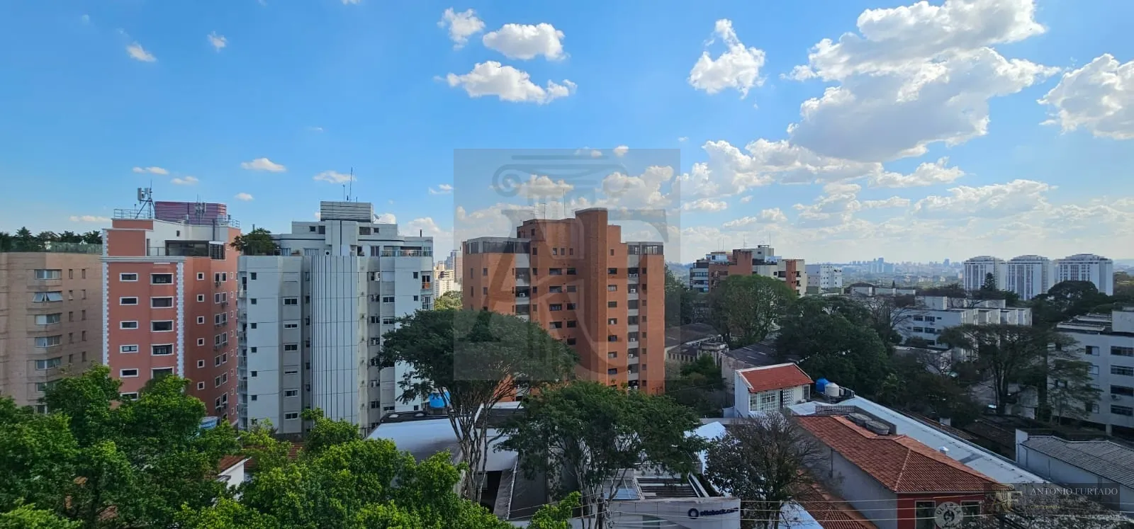 Imagem Apartamento à venda em Pinheiros, São Paulo