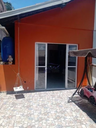 Imagem Casa com 2 quartos 2 vagas de Garagem