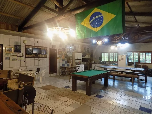 Imagem Imperdível! Casa Charmosa em Garopaba-SC com 3 Quartos, 2 Banheiros e Perto das Dunas!