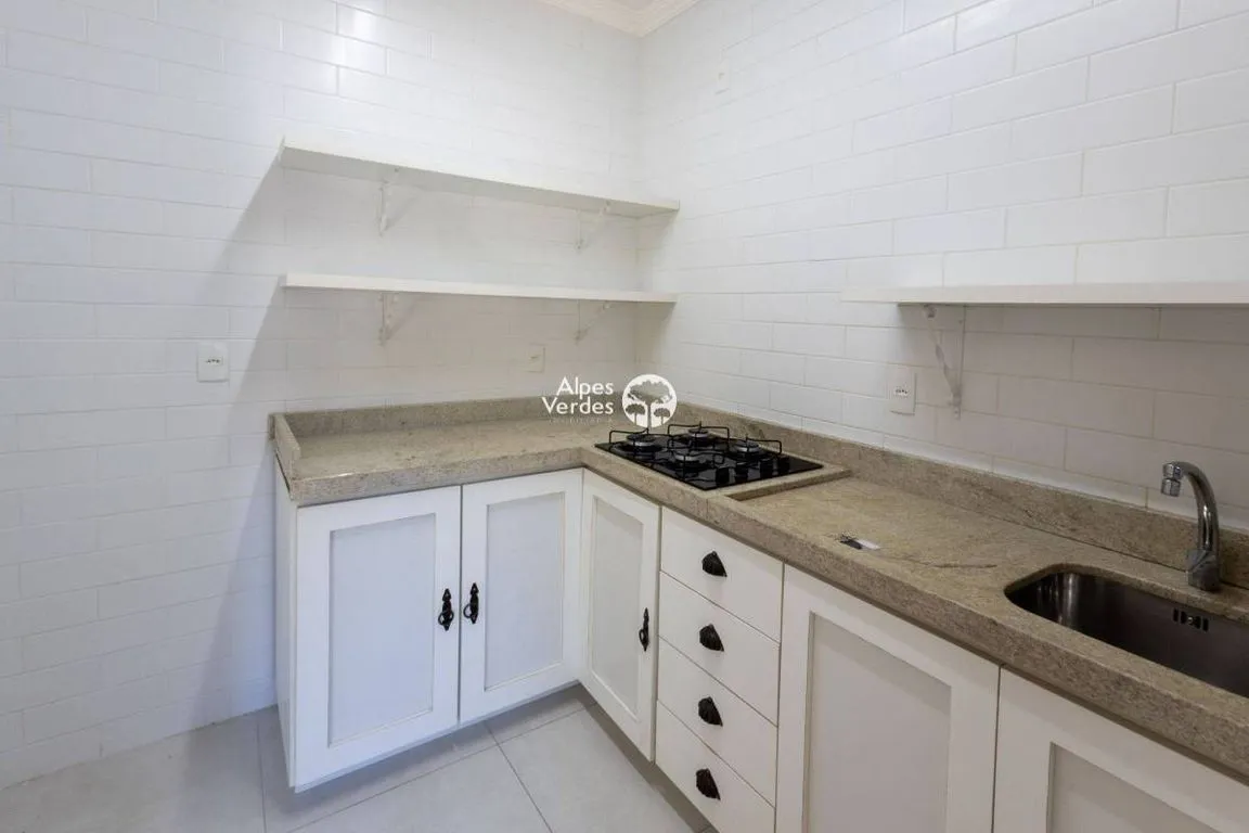 Imagem Vende-se Apartamento no Centro de Gramado, com 2 quartos,