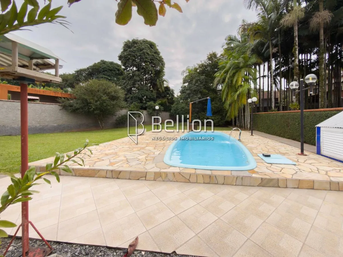 Imagem Casa com terreno amplo e lazer completo no Bairro dos Estados, em Timbó!