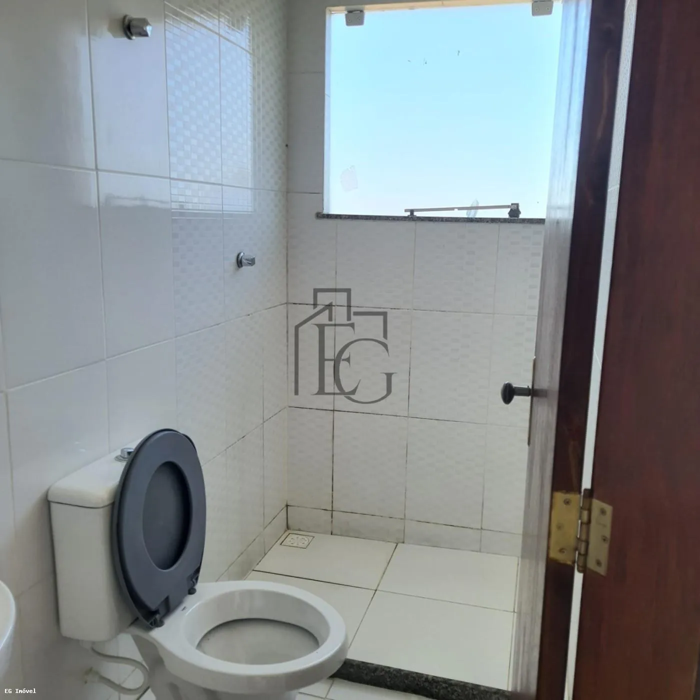 Imagem Casa para Venda em Araruama, Alto da Boa Vista, 2 dormitórios, 2 suítes, 1 banheiro, 2 vagas