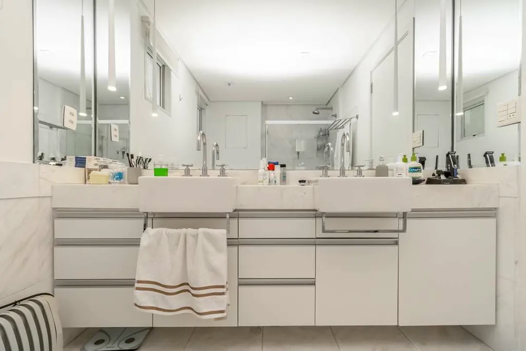Imagem Apartamento à venda em São Paulo, Vila Nova Conceição, com 2 quartos, 146m2
