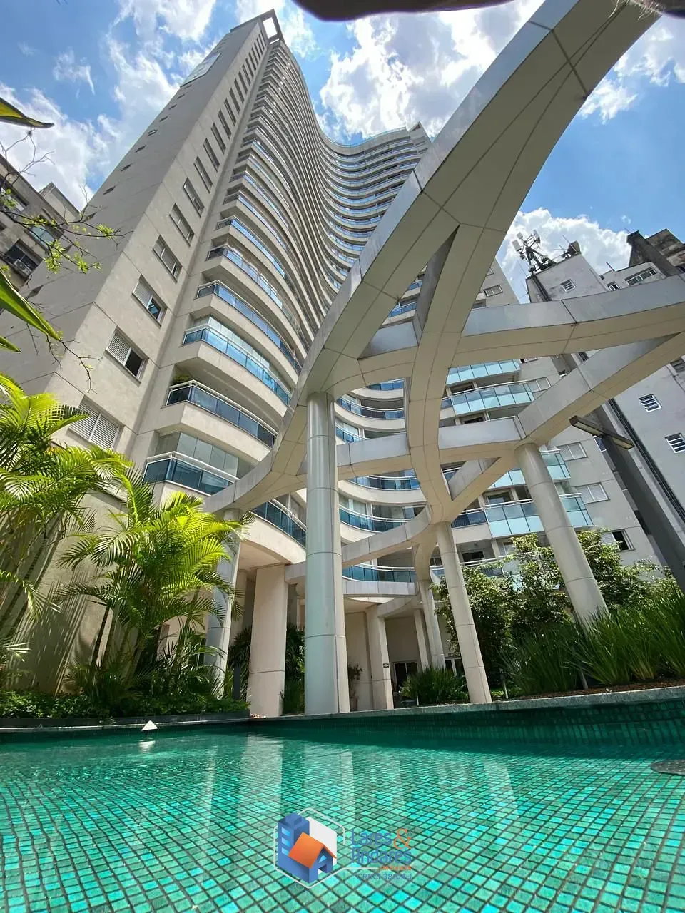 Imagem Apartamento para venda em República com 2 quartos, sendo 1 suíte, 62m²