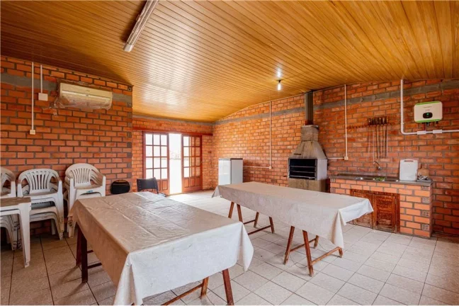 Imagem Edifício Comercial para venda no bairro Santa Maria Goretti em Porto Alegre