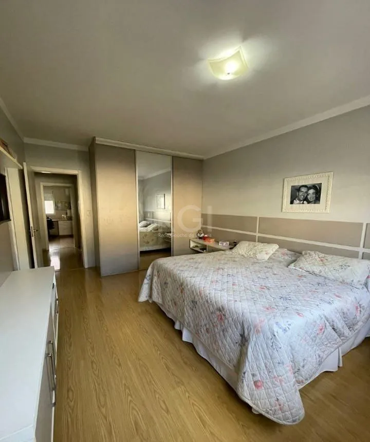 Imagem Casa Condominio para Venda - 144m², 3 dormitórios, sendo 3 suites, 4 vagas