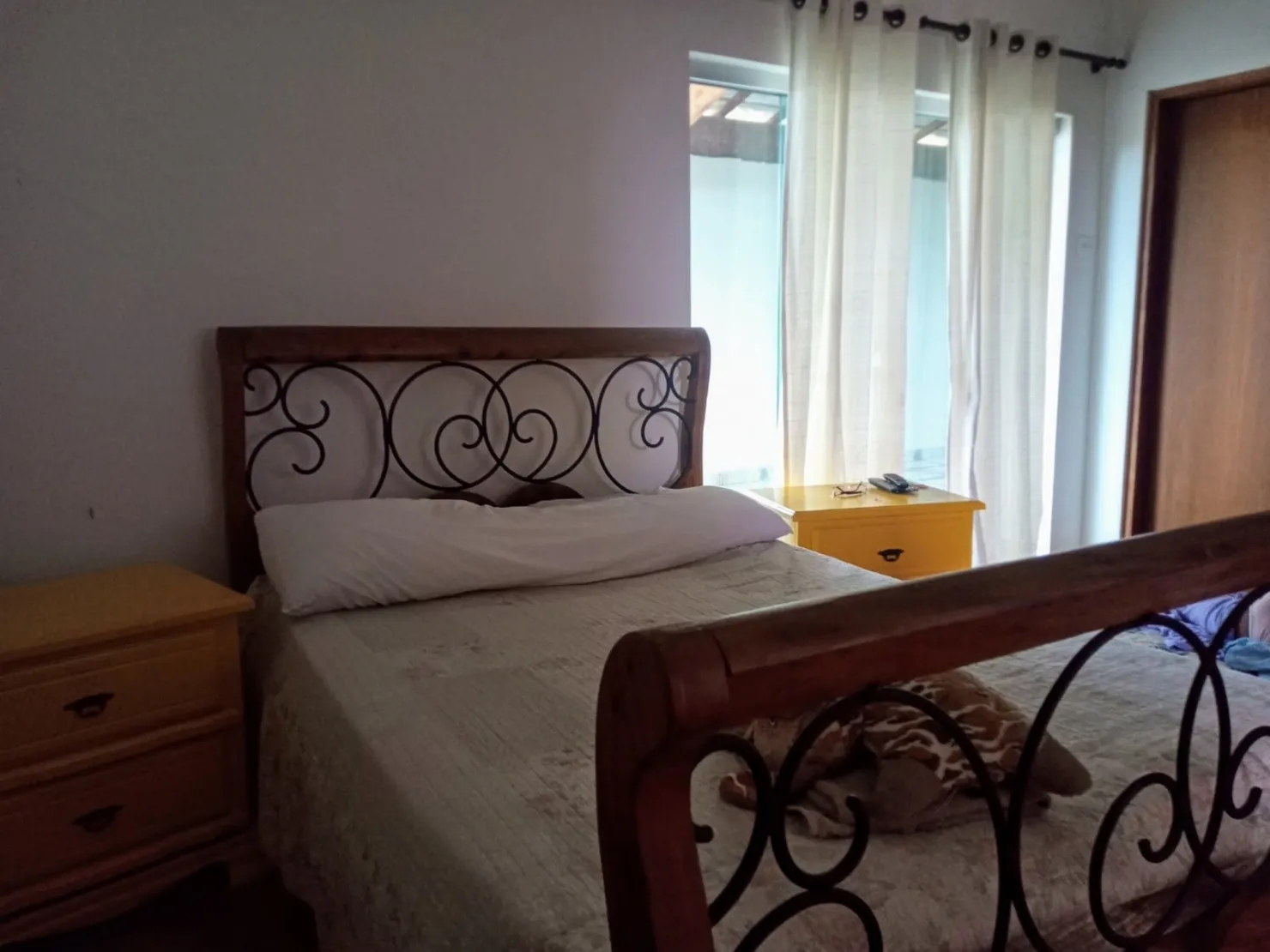 Imagem Casa à venda 3 Quartos, 1 Suite, 3 Vagas, 270M², Vila Santa Isabel, Taubaté - SP
