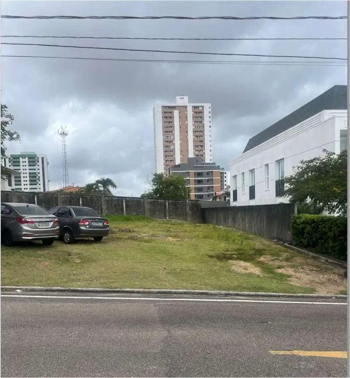 Foto do imóvel Terreno no Condomínio Alphaville em João Pessoa | Posição Nascente