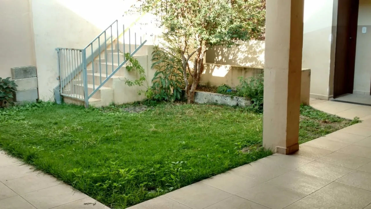Imagem Casa à venda 2 Quartos, 3 Vagas, 200M², Parque das Palmeiras, Pindamonhangaba - SP