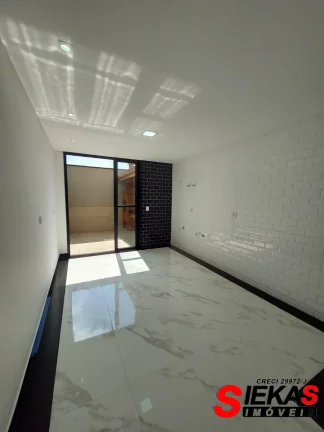 Imagem Imóvel de alto padrão com 3 quartos e 2 salas na Vila Granada, São Paulo-SP - 125 m² - 2 vagas - Imperdível!