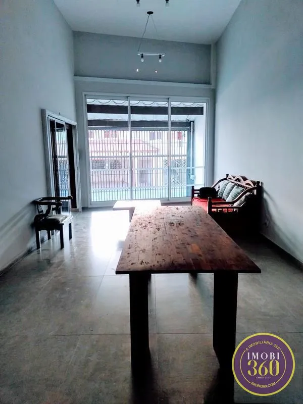 Imagem Sobrado Triplex à Venda com 3 Dormitórios, Suíte e Salão de Festas Exclusivo