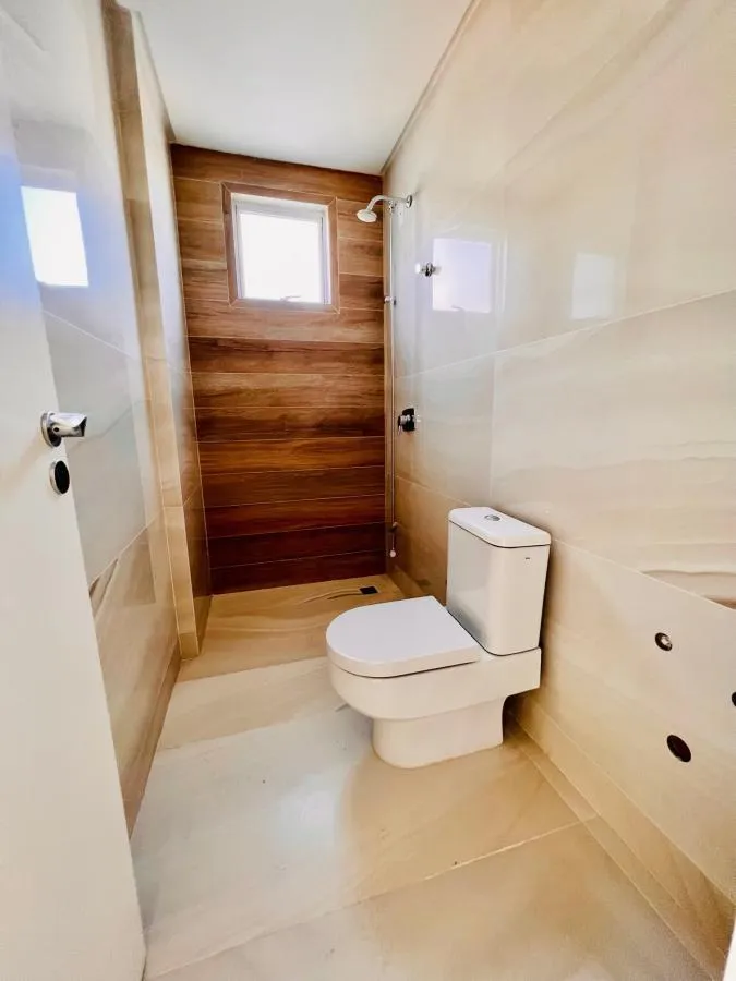 Imagem Apartamento Zona Central para Venda em Balneário Camboriú, CENTRO, 3 dormitórios, 3 suítes, 4 banheiros, 2 vagas