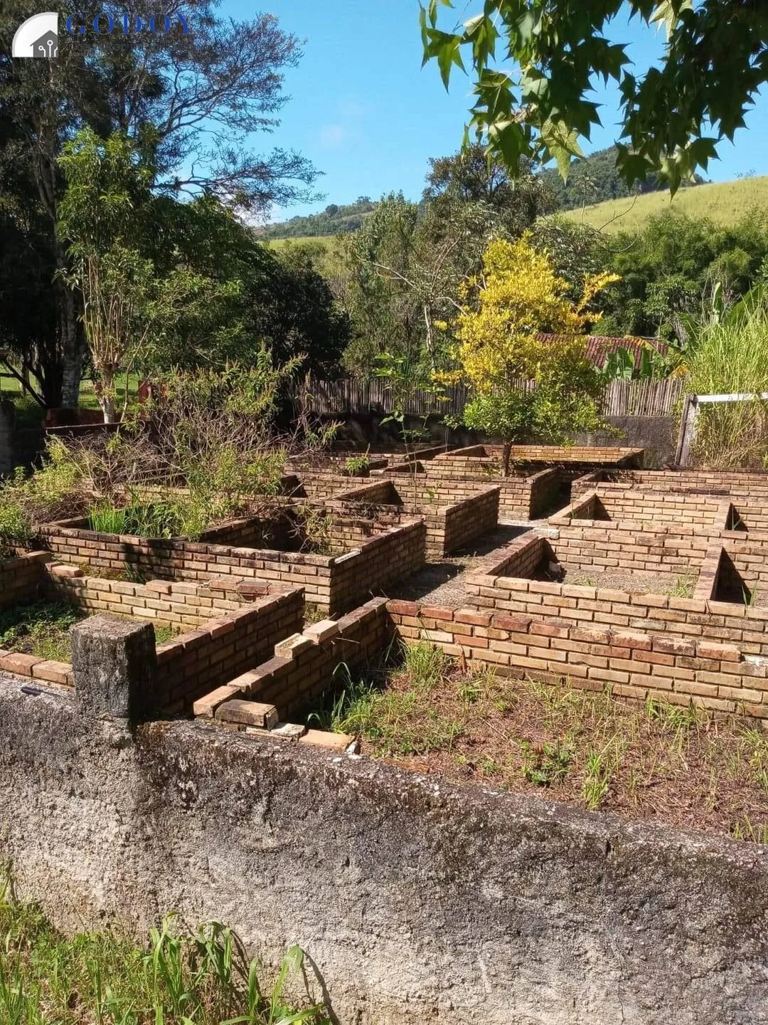 Imagem EXCELENTE SÍTIO AOS PÉS DA SERRA DA MANTIQUEIRA.