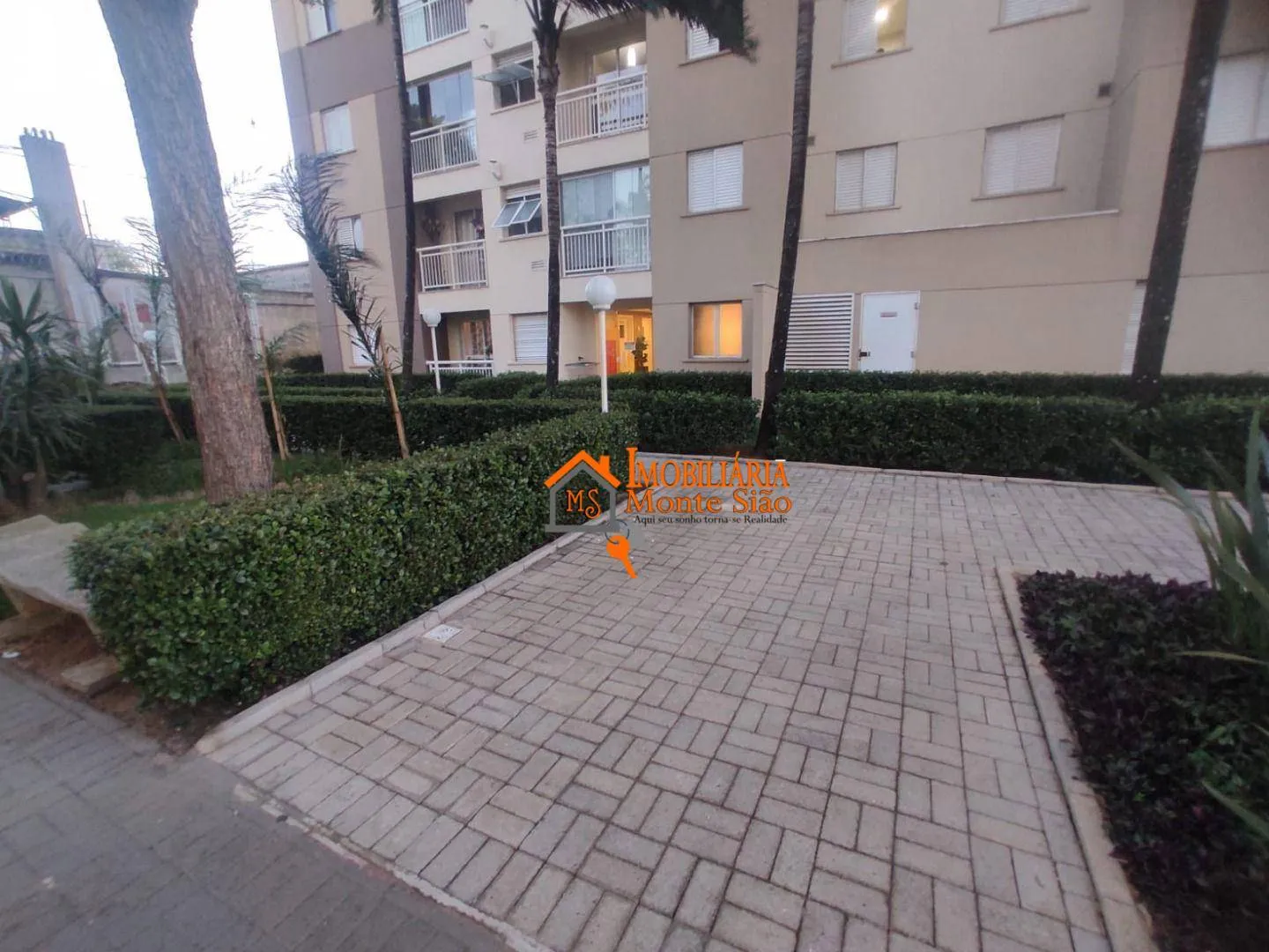 Imagem Apartamento com 2 dormitórios à venda, 47 m² por R$ 325.000,00 - Jardim das Oliveiras - São Paulo/SP