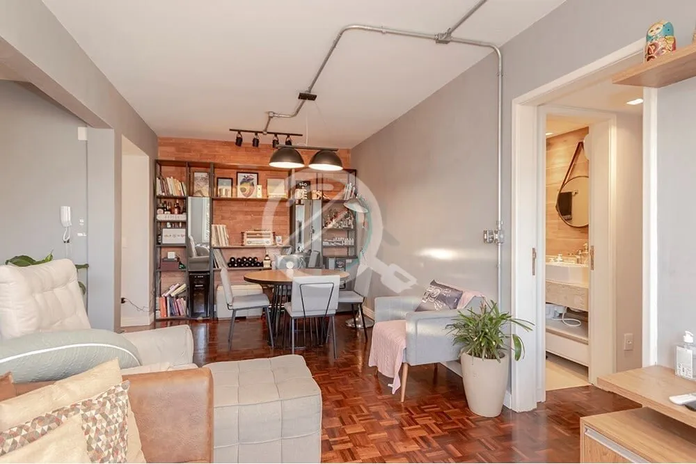 Imagem O apartamento dos seus sonhos à venda em Menino Deus, Porto Alegre! Este maravilhoso imóvel, local...