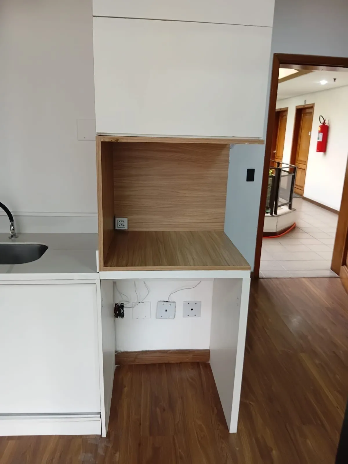 Imagem Vende-se cobertura comercial com Terraço - Moinhos de Vento