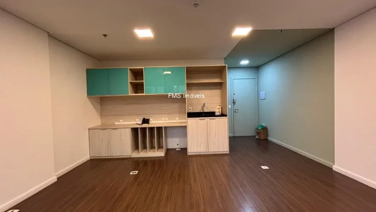 Imagem Sala Comercial à Venda ou Locação em São Paulo-SP, Consolação: 1 Quarto, 1 Sala, 1 Banheiro, 1 Vaga - 31m²