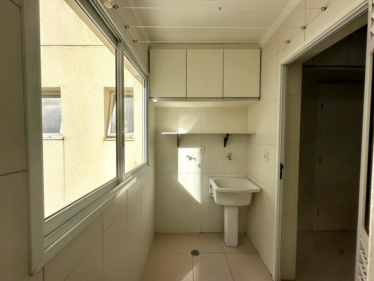Imagem Apartamento para Locação no Edifício Meliá Campolim com 3 Dormitórios e Vista Privilegiada para o Iguatemi
