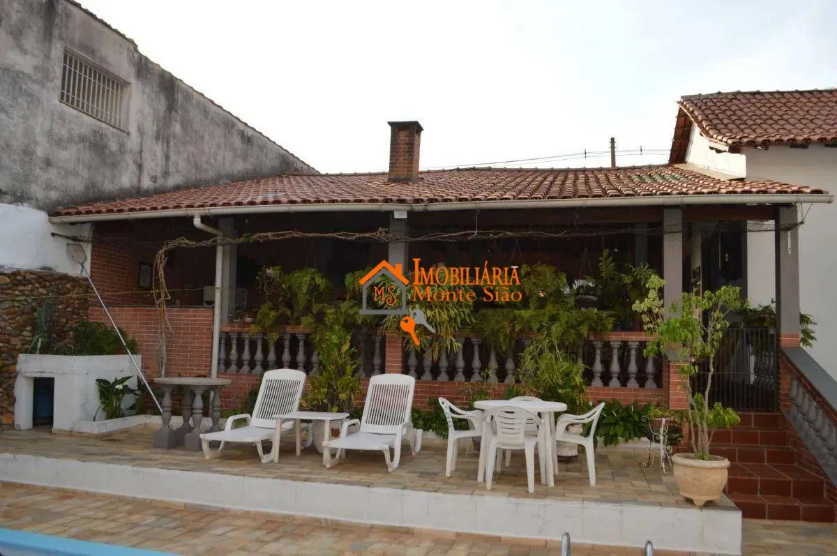 Imagem Casa com 3 dormitórios à venda, 400 m² por R$ 2.769.000,00 - Vila Galvão - Guarulhos/SP